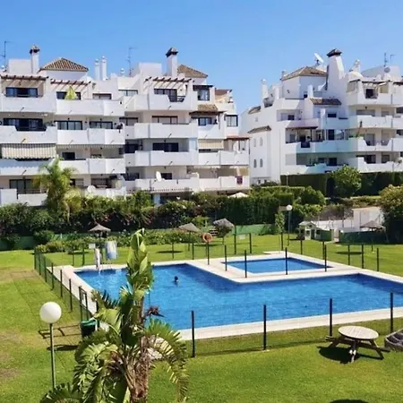 Las Lomas De Las Joyas * Estepona